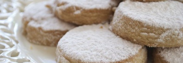 polvorones mantecados de navidad