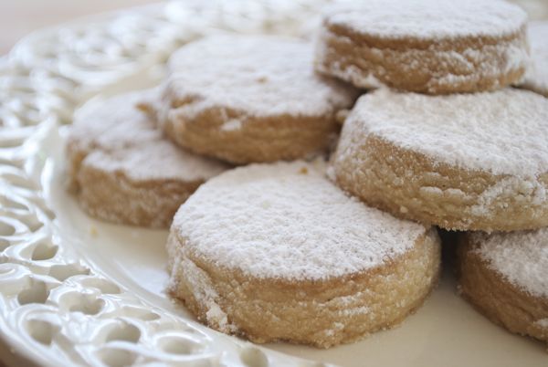 polvorones mantecados de navidad